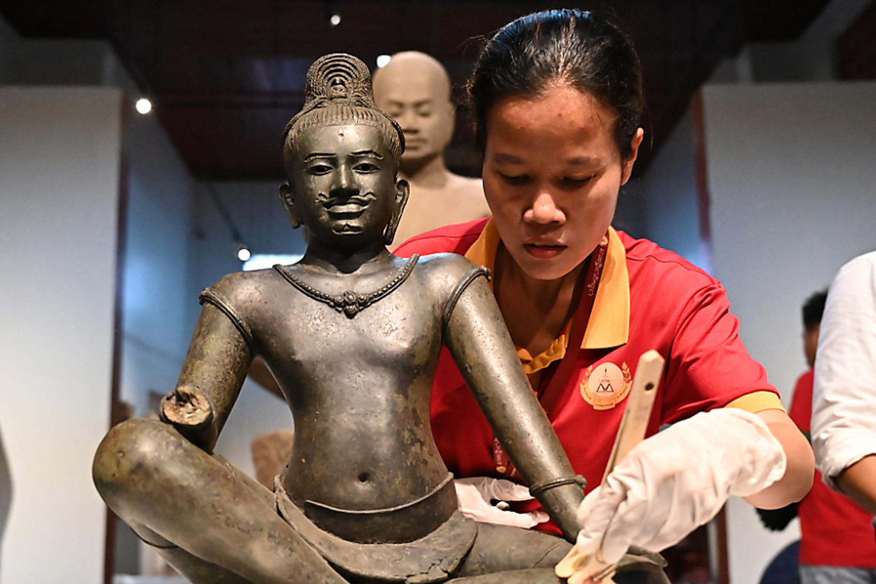 Phnom Penh/New York: 14 antike Kunstschätze an Kambodscha zurückgegeben