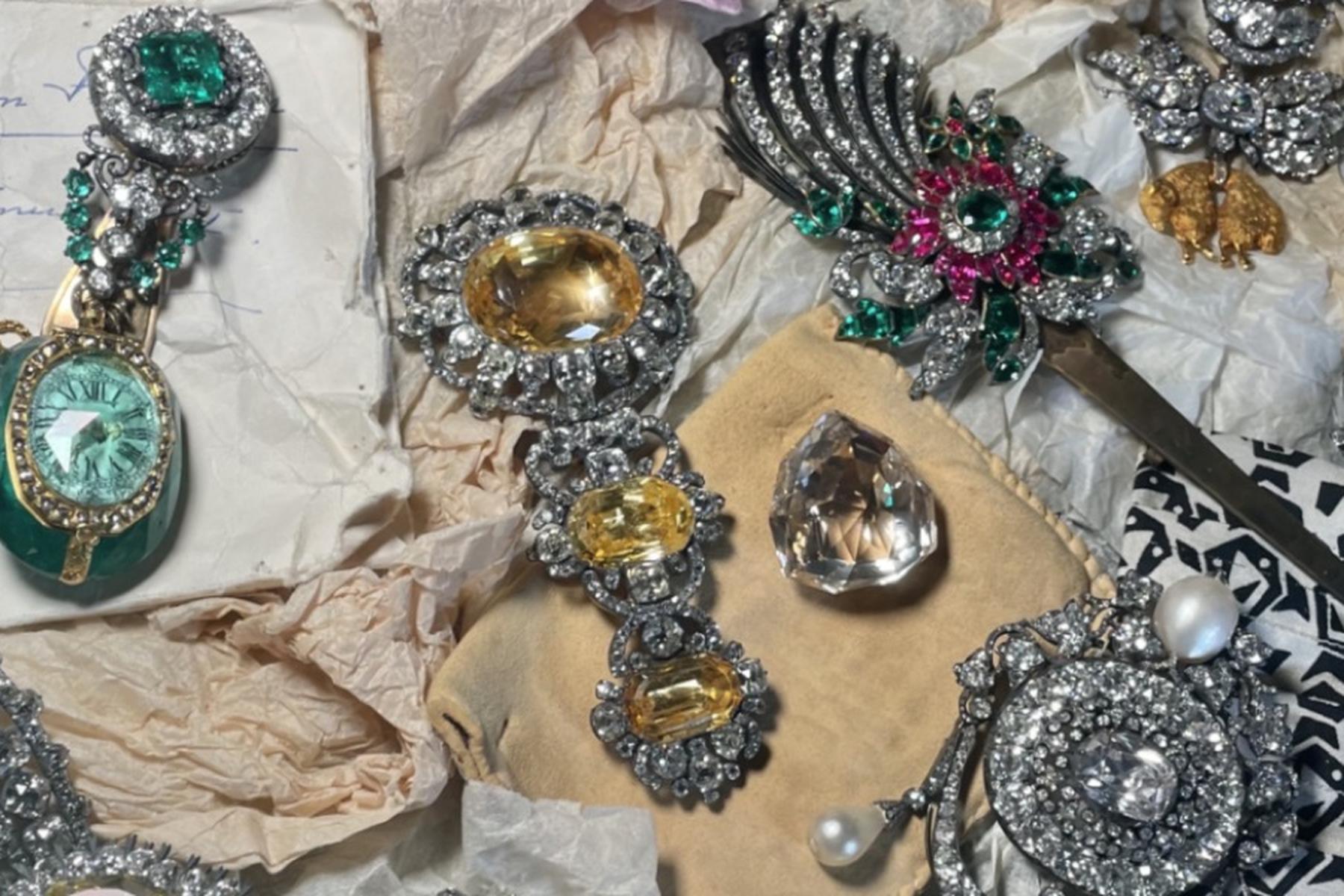 Quebec/Wien: Nach Fund von Habsburg-Juwelen gibt es Diskussion um Besitz