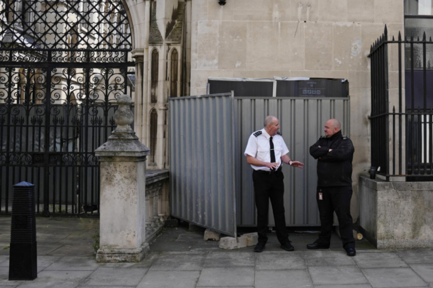 Neues Banksy-Werk am Londoner High Court