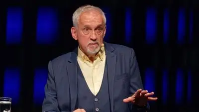 Jussi Adler-Olsen beim Festival Lit.Cologne im Jahr 2022 | Jussi Adler-Olsen wird von seiner Krankheit bestimmt