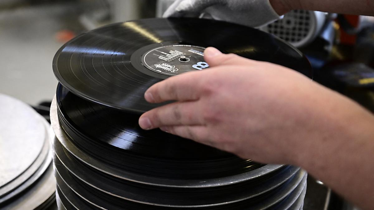 Vinyl kompensiert beinahe Rückgänge bei CDs | 12,3 Millionen Euro werden mit Vinyl umgesetzt