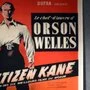 Ein Plakat zum Film samt Schlitten | Ein Plakat zum Film samt Schlitten