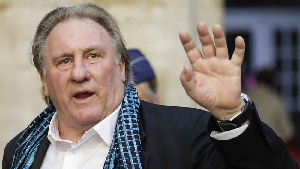 Depardieu sagt der Ehrenlegion wohl bald Adieu | Depardieu sagt der Ehrenlegion wohl bald Adieu