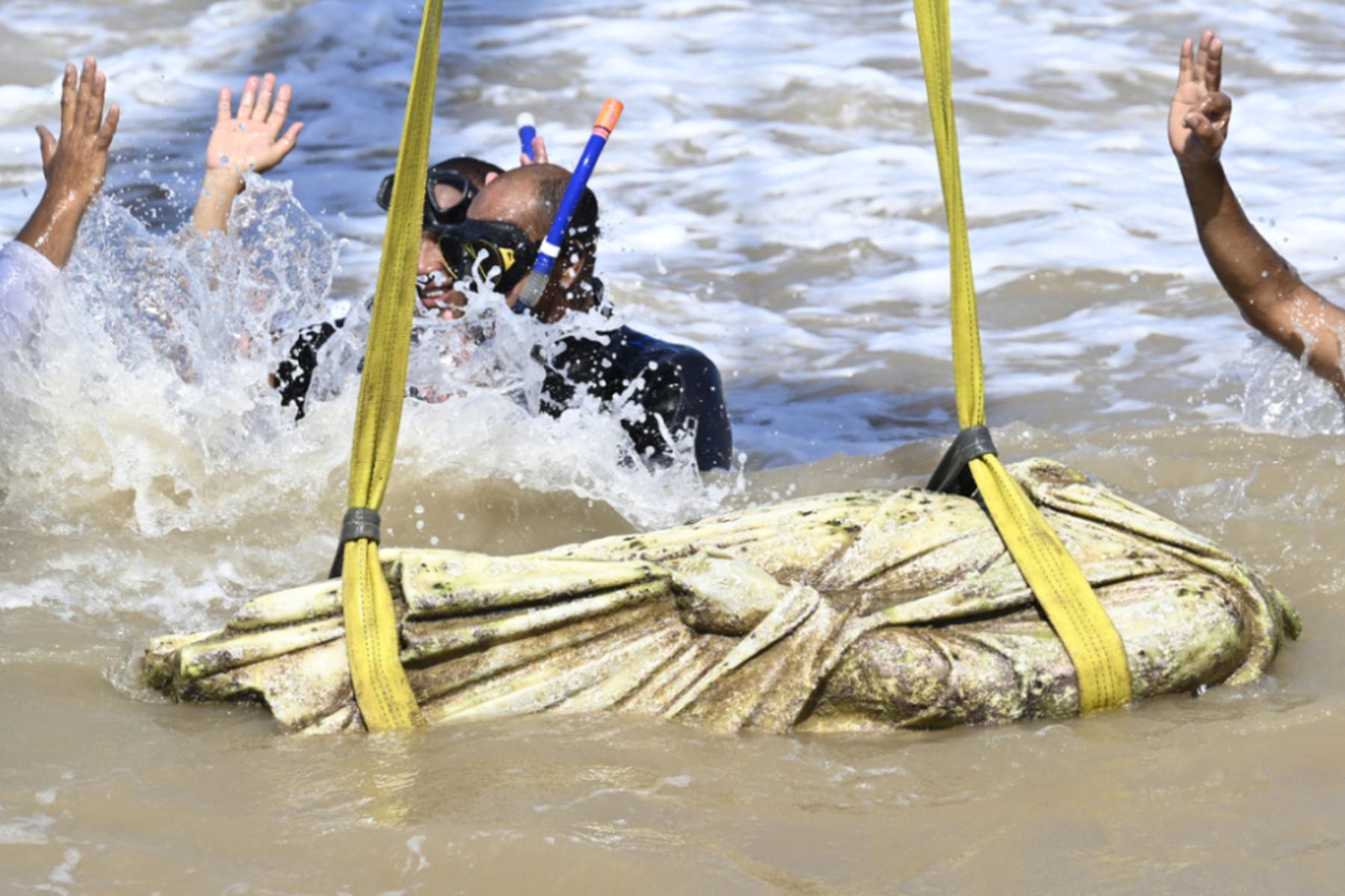 Alexandria: Ägyptische Experten bargen antike Statuen aus Mittelmeer