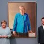 Angela Merkel und ihr Porträtist Jérémie Queyras | Angela Merkel und ihr Porträtist Jérémie Queyras