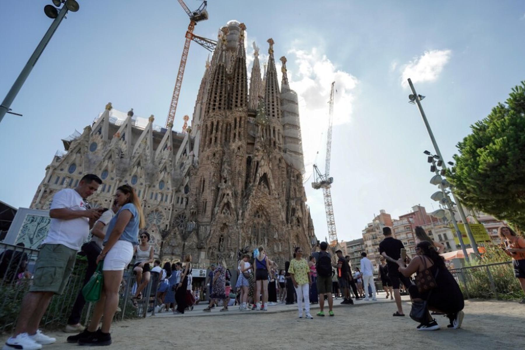 Barcelona: Sagrada Familia hat nun höchsten Kirchturm der Welt