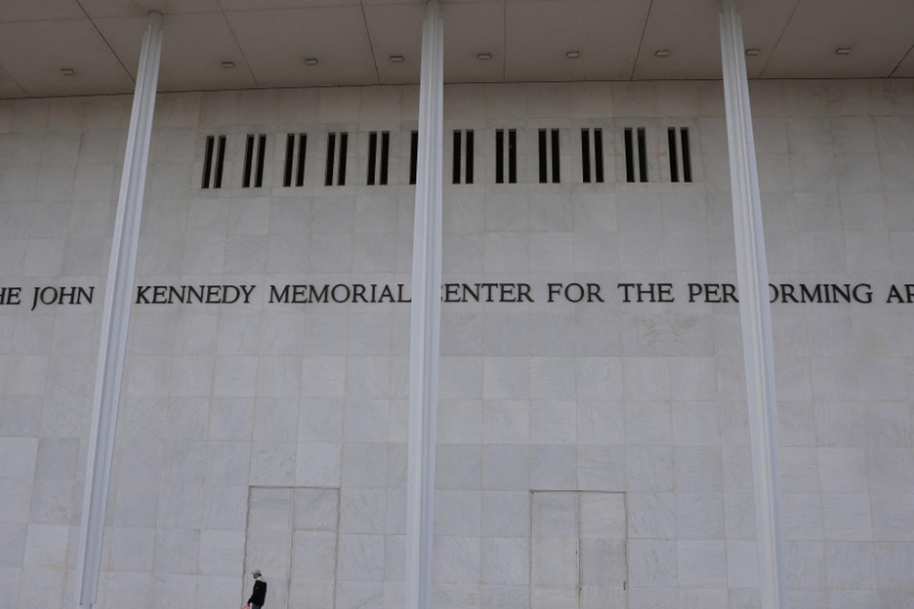 Washington: Trump drückt Kulturzentrum in Washington seinen Namen auf