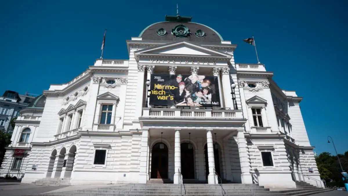 Volkstheater auf der Spur der "Mythen des Alltags" | Volkstheater auf der Spur der "Mythen des Alltags"