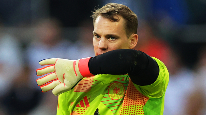 Fußball-Deutschland diskutiert über Manuel Neuer | Fußball-Deutschland diskutiert über Manuel Neuer