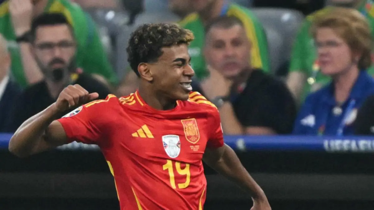 Yamal sorgte mit Rekordtor für Wende zugunsten Spaniens | Yamal sorgte mit Rekordtor für Wende zugunsten Spaniens