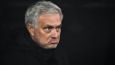 Mourinho Aus in Rom | Mourinho ist in der Türkei nicht happy.