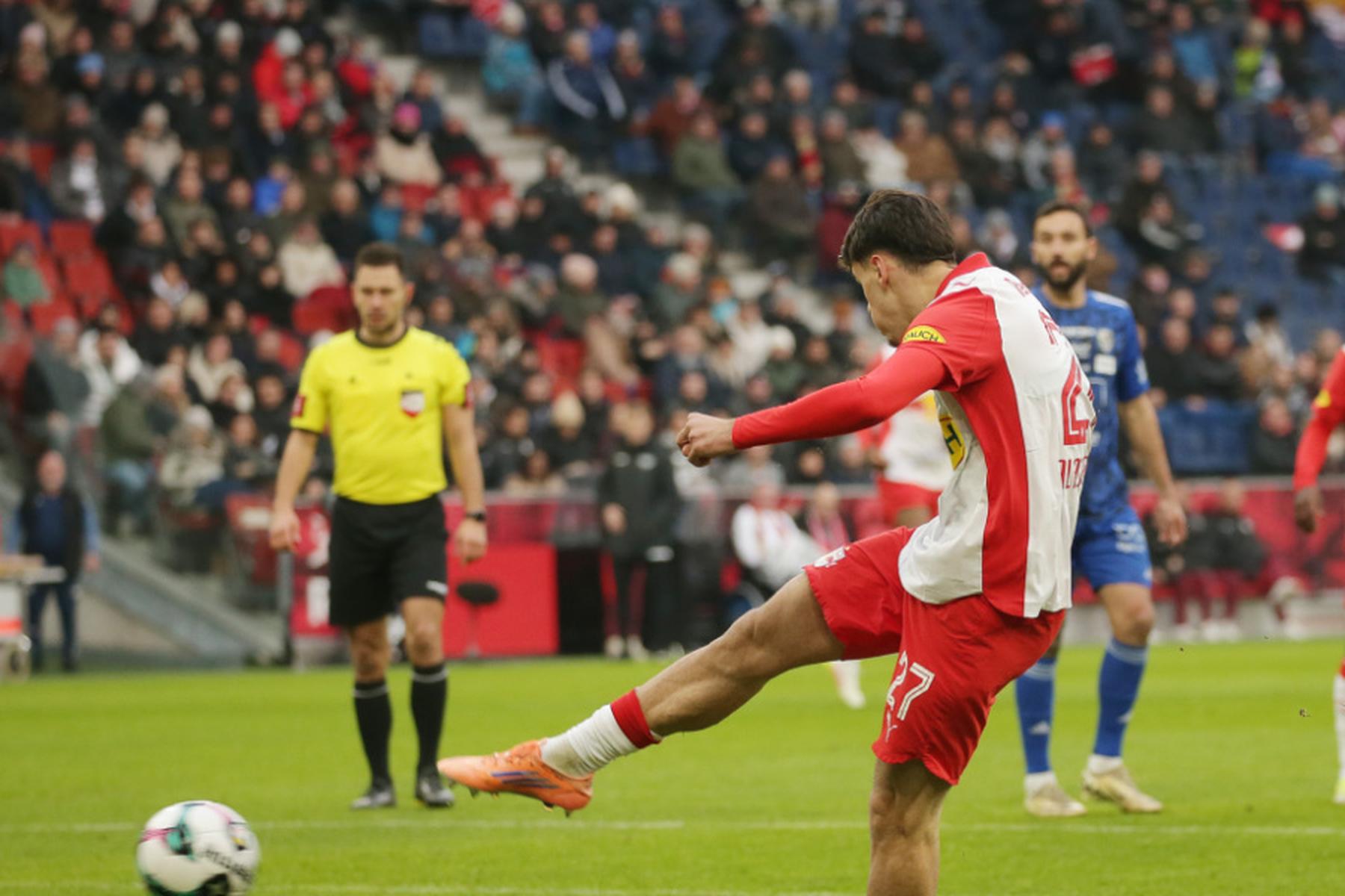 Wien: Salzburg kürt sich mit 2:1 gegen WAC zum Winterkönig