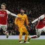 Unglücksrabe Alisson muss Arsenal beim Jubeln zuschauen | Unglücksrabe Alisson muss Arsenal beim Jubeln zuschauen