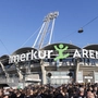 Seit 2016 heißt die Fußballarena in Graz „Merkur-Arena“ 