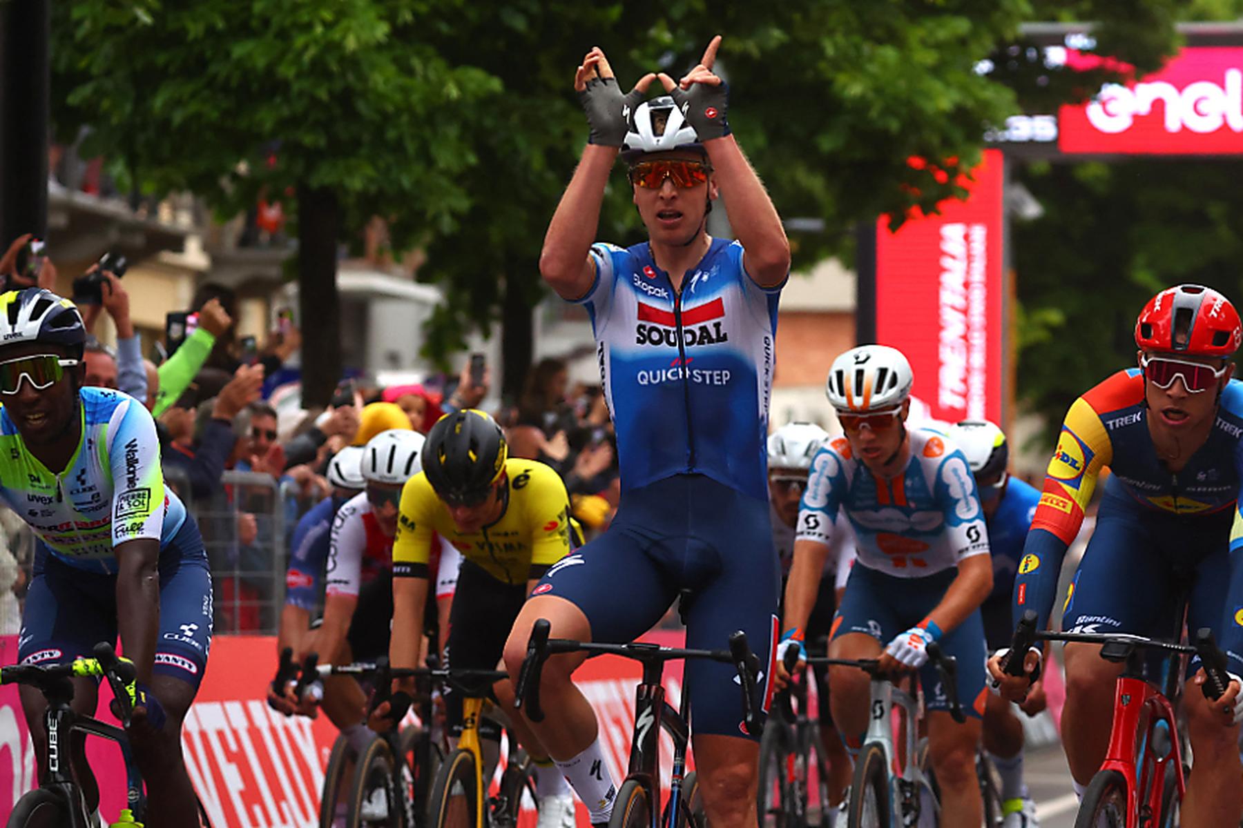 Fossano: Belgier Merlier gewinnt 3. Giro-Etappe, Pogacar weiter voran