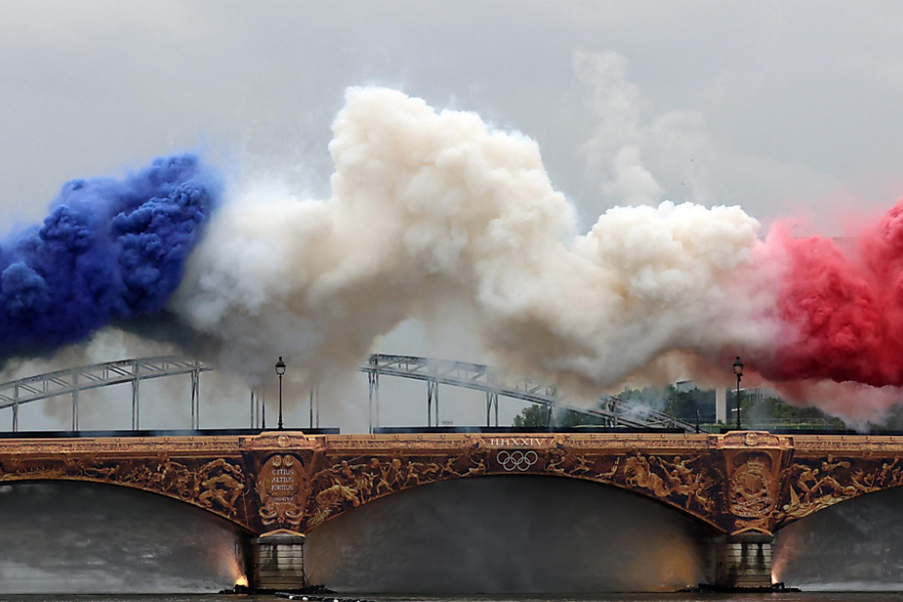 Paris: Eröffnungsfeier von Olympia in Paris beginnt mit Bootsparade