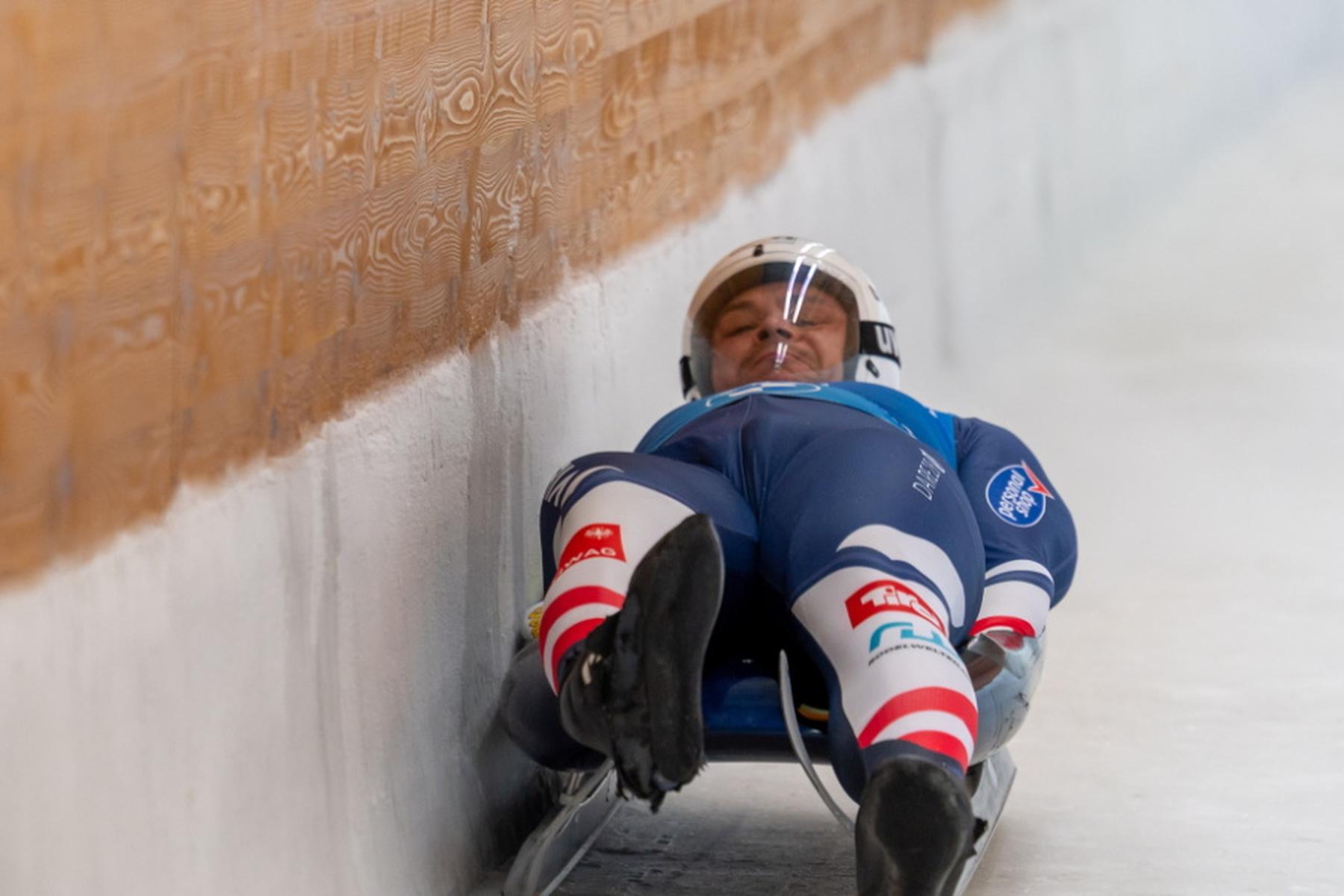 Avstrijski rodelarji zaradi nevarnosti zapustili progo v Iglsu