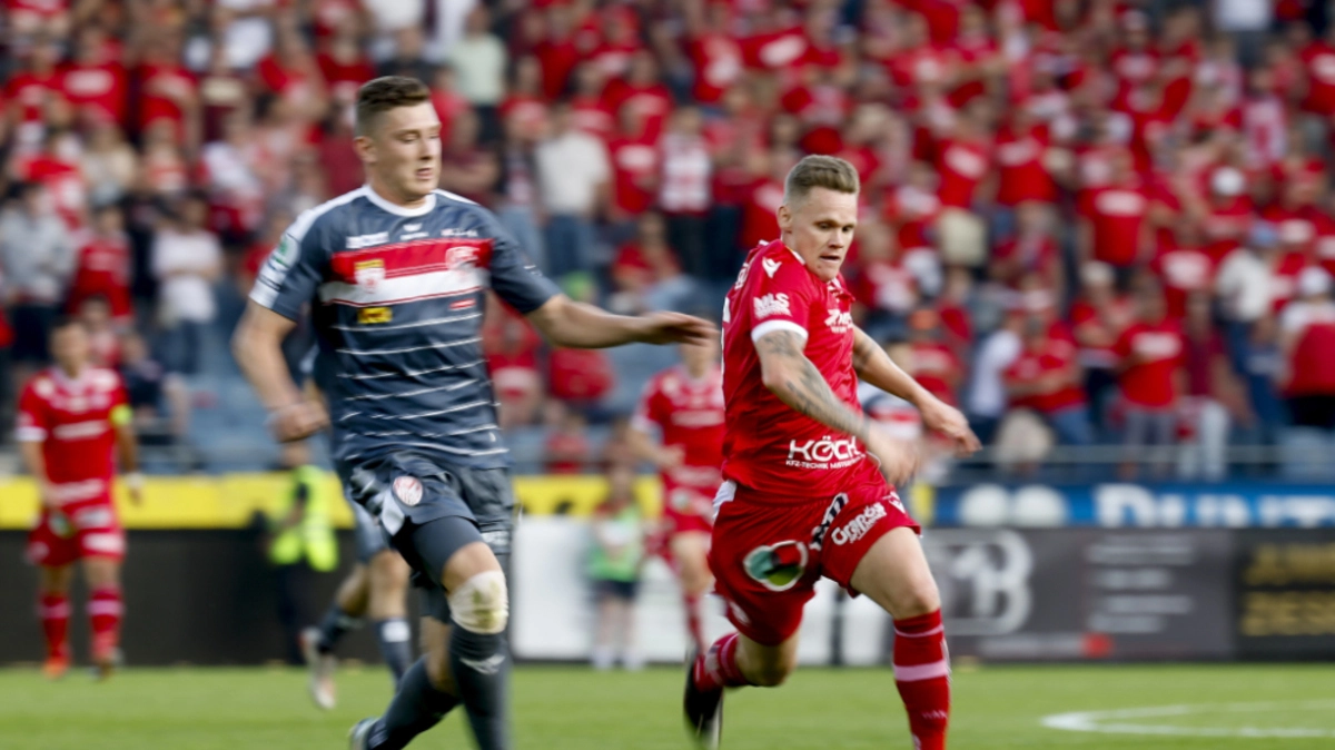 Heindl (l) scorte zum 1:0/Archivbild | Heindl (l) scorte zum 1:0/Archivbild