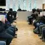 Von ursprünglich 22 Angeklagten wurden 13 diversionell erledigt | Von ursprünglich 22 Angeklagten wurden 13 diversionell erledigt