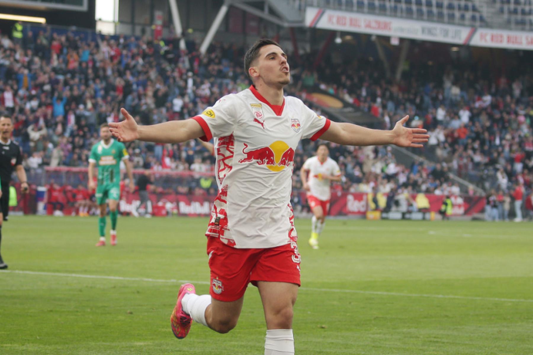 Oscar Gloukh blizu prestopa iz Salzburga v Ajax