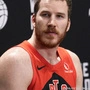 Saisonbestleistungen von Jakob Pöltl mit 18 Punkten und 13 Rebounds | Saisonbestleistungen von Jakob Pöltl mit 18 Punkten und 13 Rebounds
