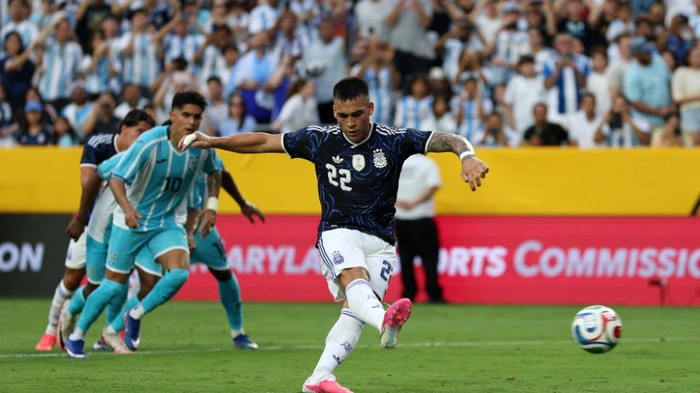 Martinez war im WM-Test Matchwinner für Argentinien | Martinez war im WM-Test Matchwinner für Argentinien
