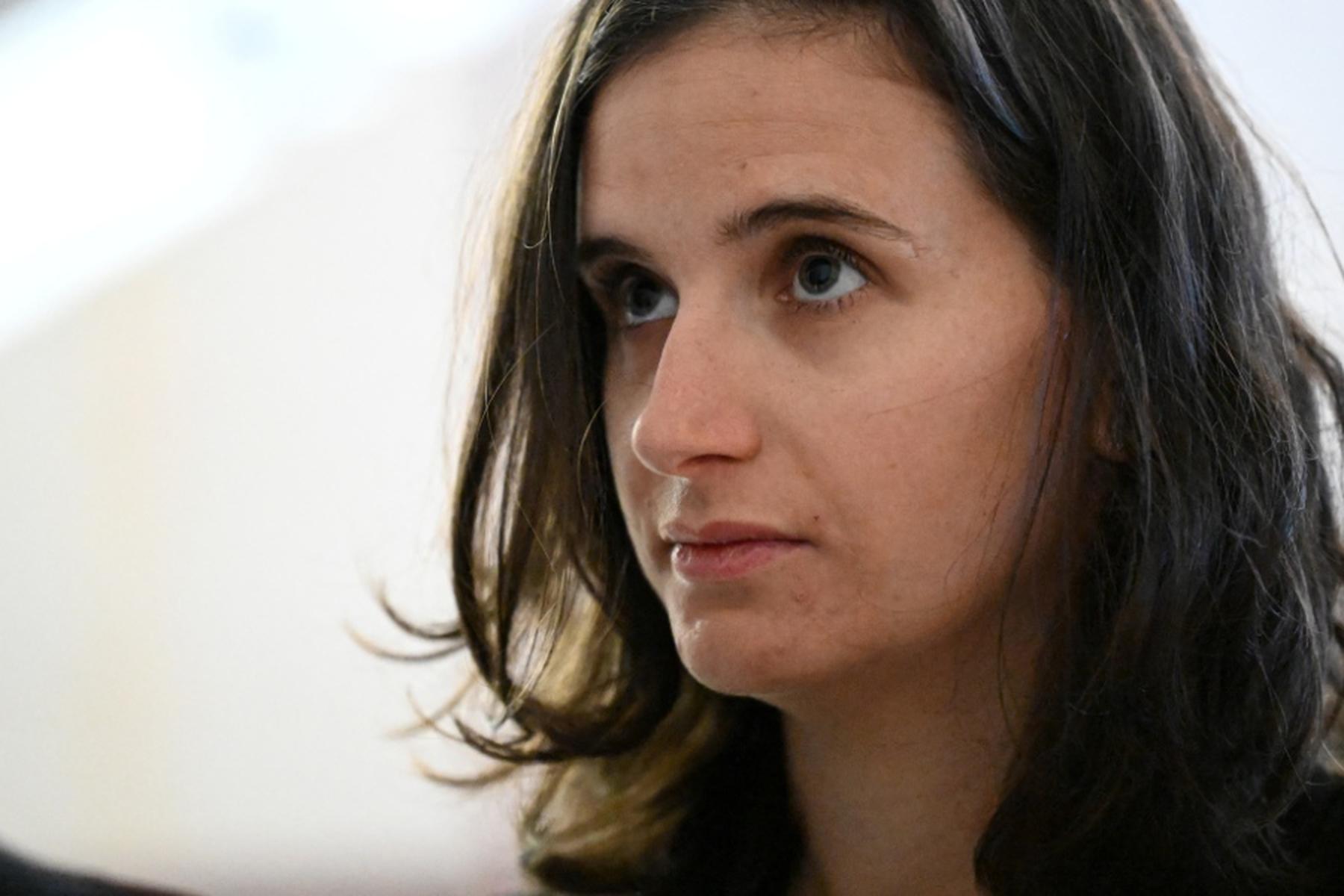 Albertville: Biathletin Simon wegen Kreditkartenbetrugs verurteilt