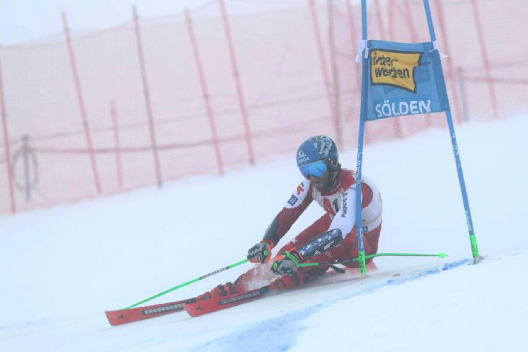 Sölden: Odermatt führt in Sölden vor Schwarz und Brennsteiner