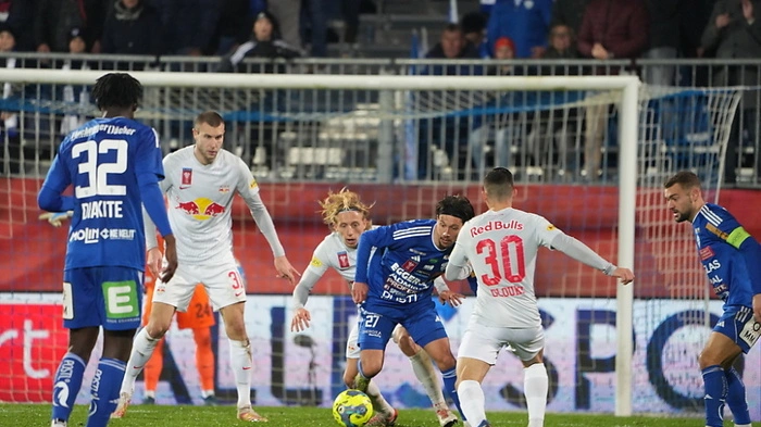 Am 1. November setzte sich Salzburg im Cup-Fight durch | Am 1. November setzte sich Salzburg im Cup-Fight durch
