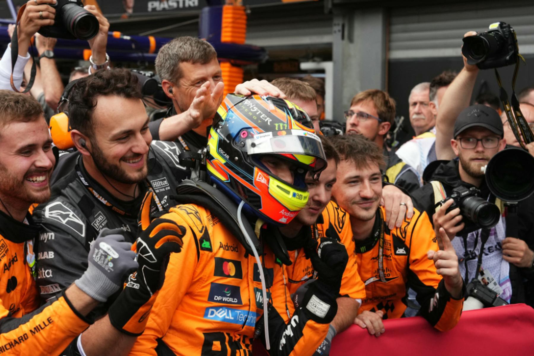 Spa-Francorchamps: Piastri gewinnt in Spa nach Regenverschiebung vor Norris