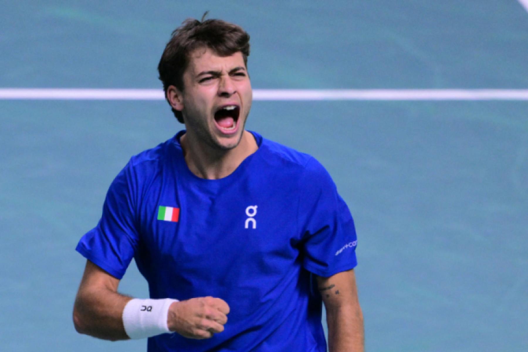 Bologna: Italien im Davis-Cup-Finale - 2:0 gegen Belgien