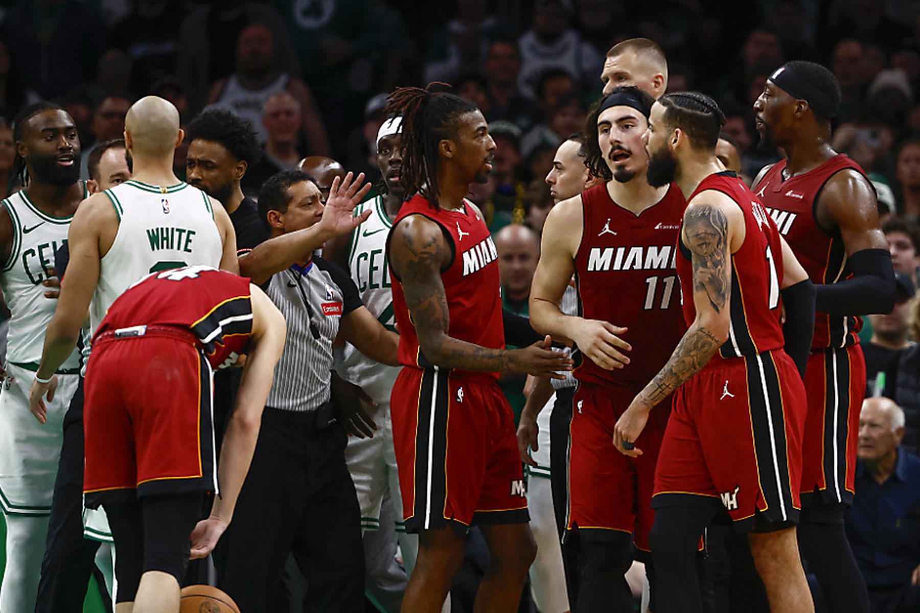 Boston: Boston rutscht im NBA-Play-off daheim gegen Miami aus