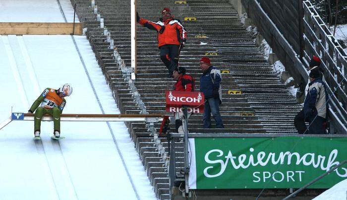 Michael Hayböck 2010 am Kulm beim Einfliegen