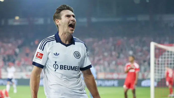 Das Engagement auf Schalke ist für Maximilian Wöber bislang ein Erfolg