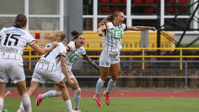 Brigitta Pulins und die Sturm-Frauen jubelten über den Einzug in die 2. Qualifikationsrunde