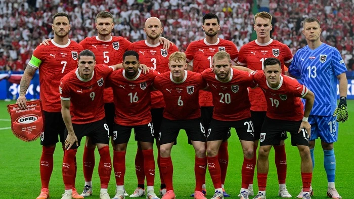 Österreichs Nationalteam hat gegen Polen mit 3:1 gewonnen und so die Chance auf das Achtelfinale gewahrt. So haben wir die Spieler benotet.