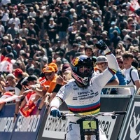 Valentina Höll im Zielraum von Leogang