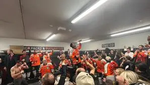 In der Kabine der Graz 99ers ging es nach dem Gewinn des Meistertitels rund