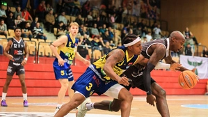 Tevin Brewer (links, 588 Punkte) und Andrew Jones (607) sind die besten Scorer der Liga