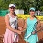 Karina Kovalchuk (rechts) setzte sich im Freundinnen-Duell gegen Stella Horacek durch 