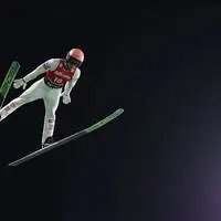 Jan Hörl bei der ersten Probe auf den Olympiaschanzen in Val di Fiemme
