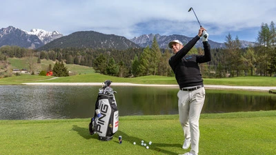 Auf dem Golfplatz in Schladming wuchs Matthias Schwab mit dem Sport auf