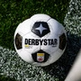 Der Ball für die kommende Spielzeit