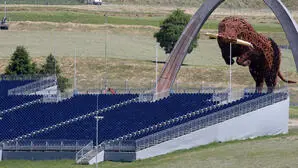 Leere Tribüne statt bester Stimmung
