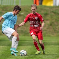 Auf Bernd Gaugl (rechts) und Proleb wartet ein Derby