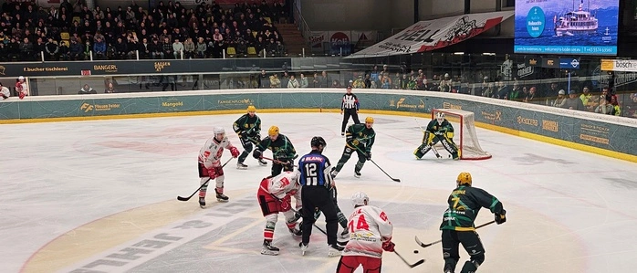 Das erste Spiel in Lustenau ging 2:4 verloren