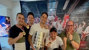 Die Bulls-Trommlerriege mit Kapitän Nemo Krstic