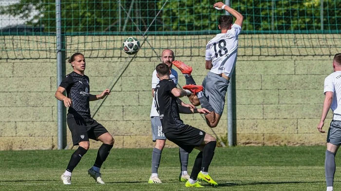 Nico Resch aus Rohrbach trifft auf seinen Schwager
