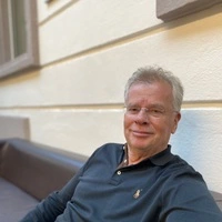 Lars Bergström wurde als KAC-Trainer 2000 und 2001 mit den Rotjacken Meister