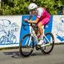 Ironman Austria 2025 Siegerin Szolderits  | Statt mit einem Zeitfahrrad startete Szolderits mit einem normalen Rennrad